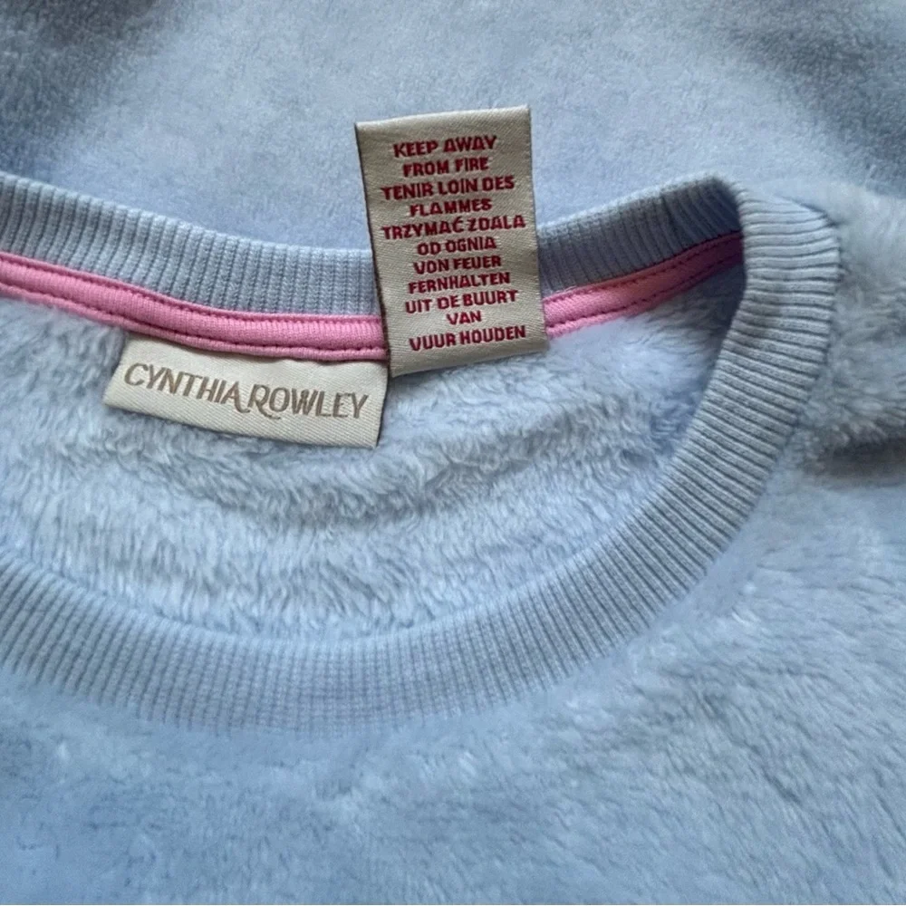 Cynthia Rowley Kids XS (4) Winter Sequin‎ Snowflake Soft Blue Pullover Top NEW